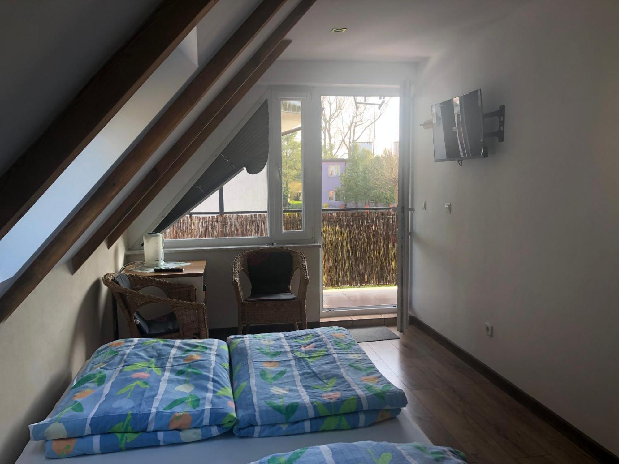 미엘노 Dom Pod Sosnami B&B 외부 사진